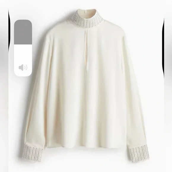 H&M Blouse - Picture 9 of 16